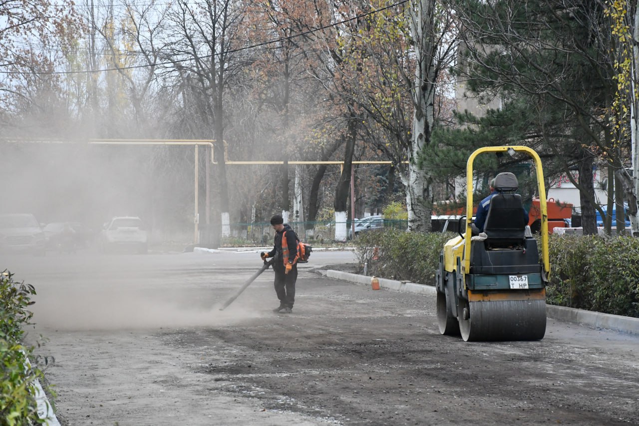 Александр Шатов: Проинспектировал ход благоустройства парка в Кировском Александр Шатов: Проинспектировал ход благоустройства парка в Кировском