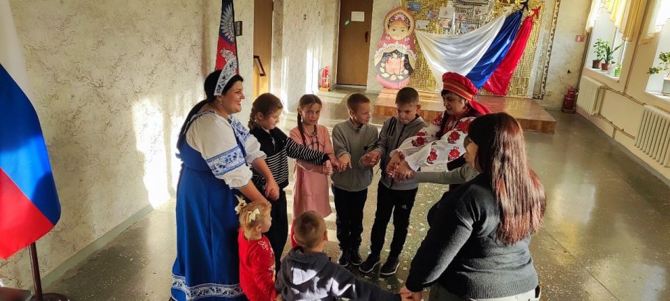    ʔ             -         !