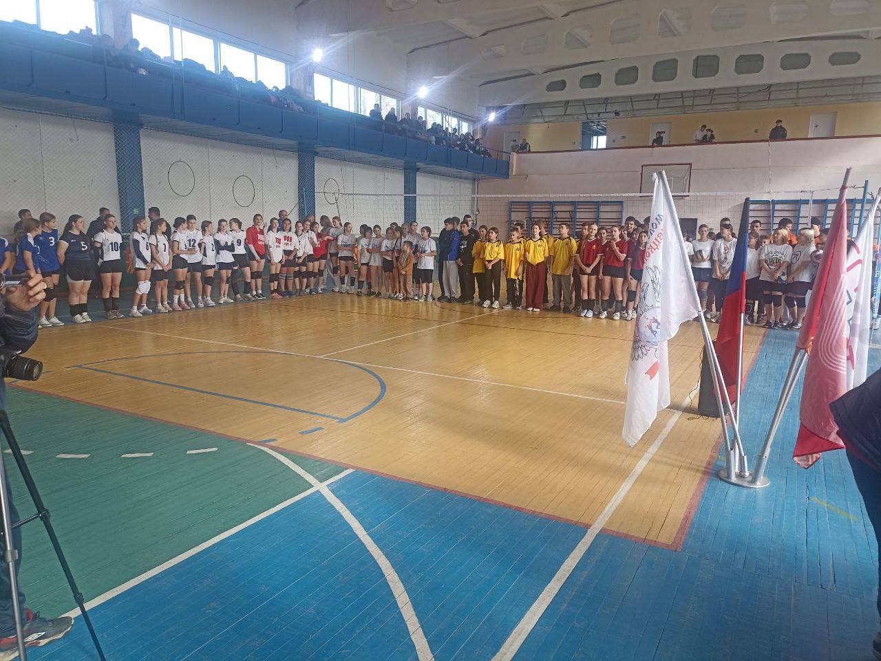 Наталья Великодная: 1 ноября прошло Республиканское физкультурное мероприятие среди жителей городов и районов Донецкой Народной Республики, посвященное Дню народного единства, на базе ГБОУ «Кременевская школа» Володарского... Наталья Великодная: 1 ноября прошло Республиканское физкультурное мероприятие среди жителей городов и районов Донецкой Народной Республики, посвященное Дню народного единства, на базе ГБОУ «Кременевская школа» Володарского...