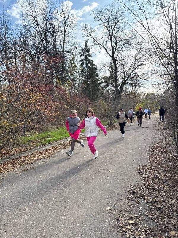 4 ноября в городском парке «Металлургов» (Кировский район, Макеевка) прошло яркое спортивное событие — городской забег, посвящённый Дню Единства 4 ноября в городском парке «Металлургов» (Кировский район, Макеевка) прошло яркое спортивное событие — городской забег, посвящённый Дню Единства