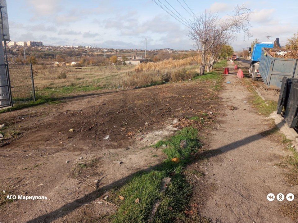 В Ильичевском районе Мариуполя коммунальщики ликвидировали стихийные свалки В Ильичевском районе Мариуполя коммунальщики ликвидировали стихийные свалки