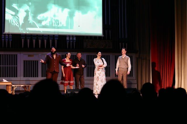 Звуки единения. В 2025 году Россия торжественно отмечает двадцатилетие официального праздника — Дня народного единства Звуки единения. В 2025 году Россия торжественно отмечает двадцатилетие официального праздника — Дня народного единства