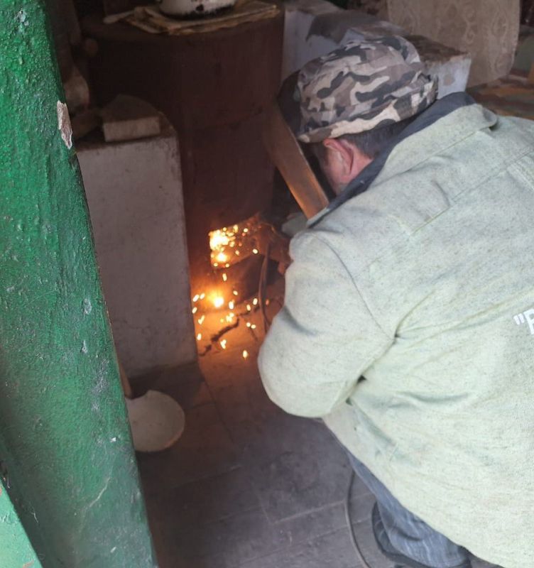 Иван Приходько: Объединённые ресурсы компании «Вода Донбасса» и специалистов из Кузбасса направлены на поддержание стабильной подачи воды в Горловке Иван Приходько: Объединённые ресурсы компании «Вода Донбасса» и специалистов из Кузбасса направлены на поддержание стабильной подачи воды в Горловке