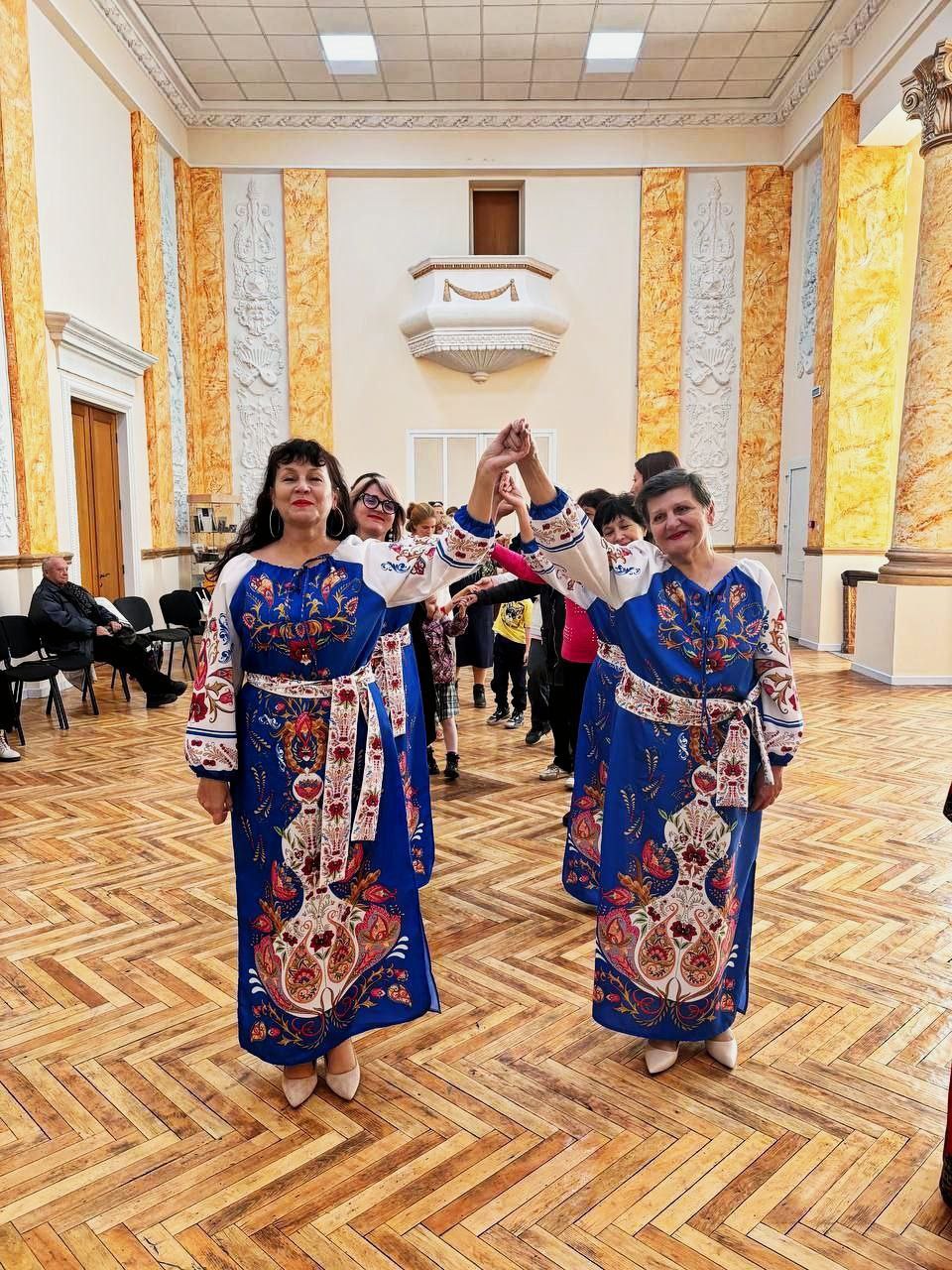 Сохраняя народные традиции Сохраняя народные традиции