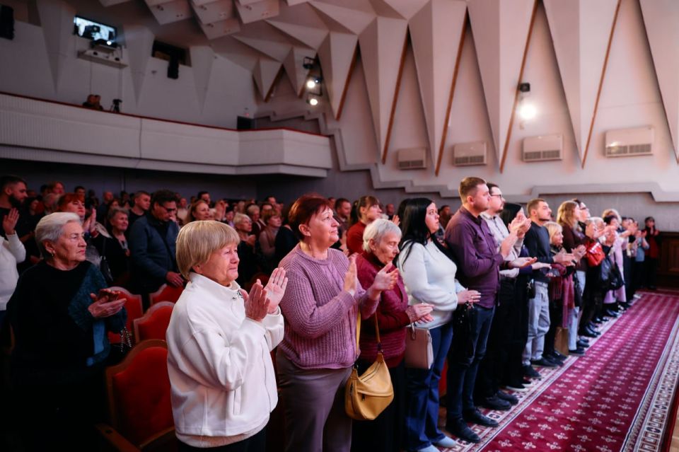 ������ ������� � ��������. � �������� ���������� 4 ������ ���������� ����������-����������� ������� ������ �������