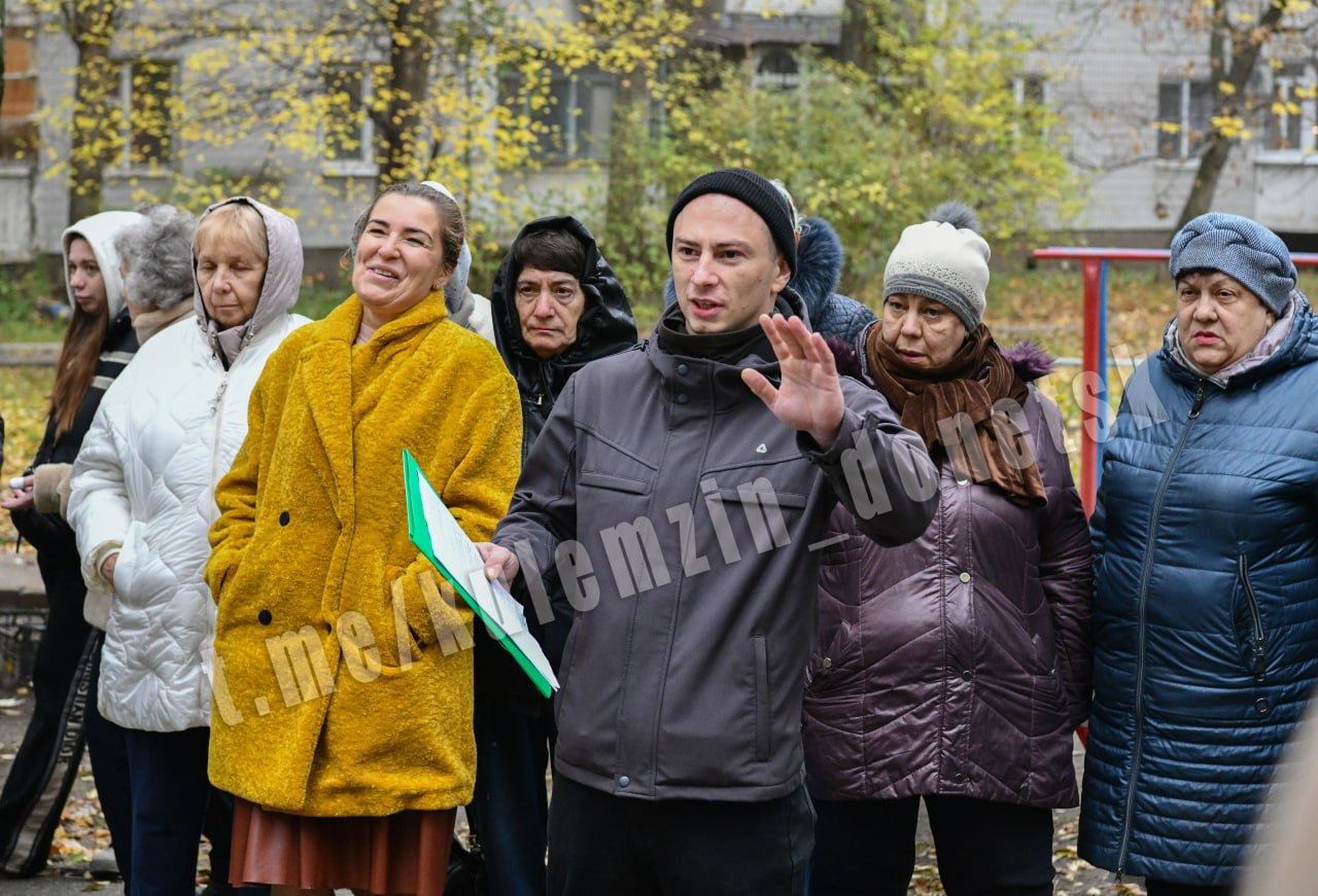 Алексей Кулемзин: Сегодня провел встречу с жителями Калиниского района Алексей Кулемзин: Сегодня провел встречу с жителями Калиниского района