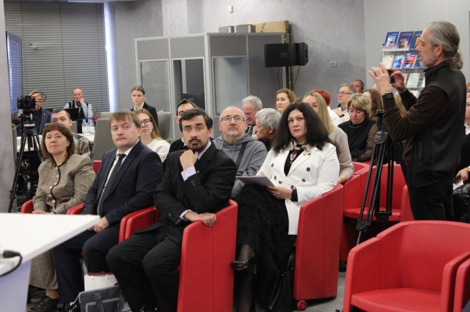В ДонГУ начала работу юбилейная международная научная конференция «Донецкие чтения» В ДонГУ начала работу юбилейная международная научная конференция «Донецкие чтения»
