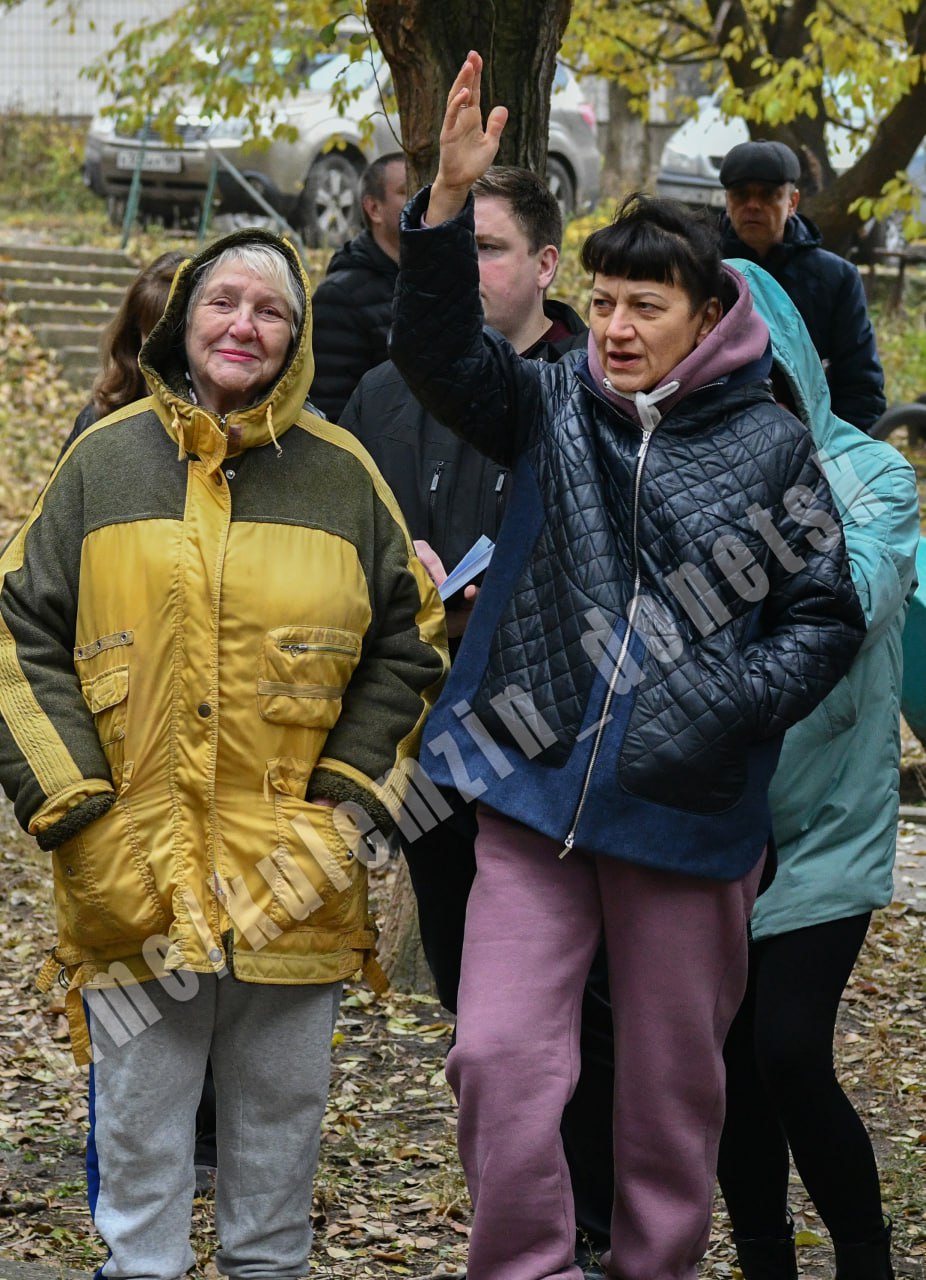 Алексей Кулемзин: Сегодня провел встречу с жителями Калиниского района Алексей Кулемзин: Сегодня провел встречу с жителями Калиниского района