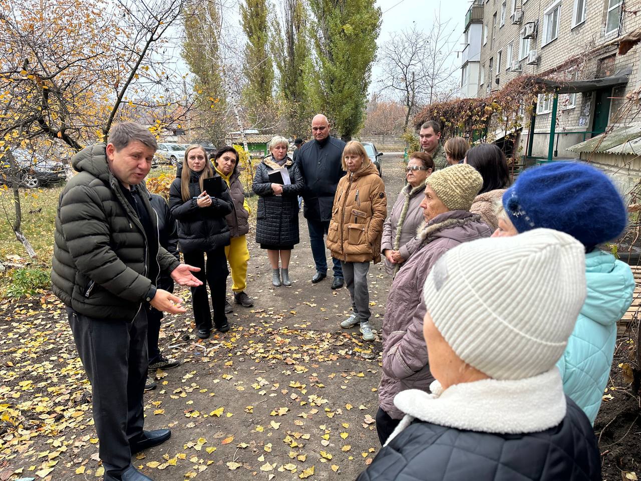 Владислав Ключаров: Вместе с жителями жилмассива Крупской обсудили возможные варианты и перспективы борьбы за воду Владислав Ключаров: Вместе с жителями жилмассива Крупской обсудили возможные варианты и перспективы борьбы за воду