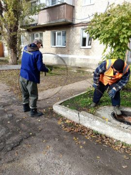 Наталья Великодная: Свердловская область продолжает поддерживать систему ЖКХ в Тельмановском округе