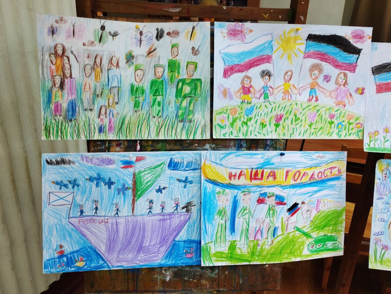 Для воспитанников детской железной дороги Донецкого филиала ФГУП «ЖДН» и участка дополнительного детского досуга прошедшая неделя выдалась особенно насыщенной и познавательной Для воспитанников детской железной дороги Донецкого филиала ФГУП «ЖДН» и участка дополнительного детского досуга прошедшая неделя выдалась особенно насыщенной и познавательной