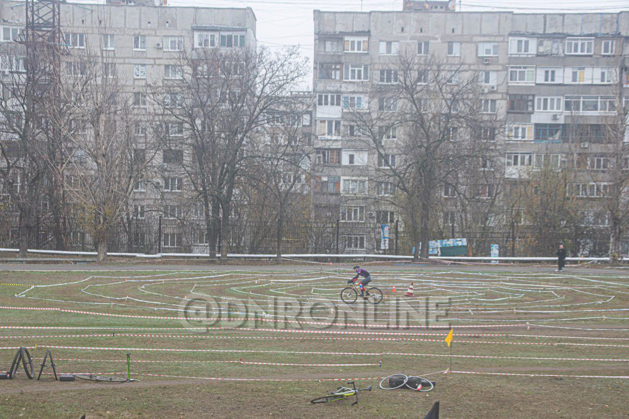 В Донецке проходят чемпионат и первенство ДНР по велосипедному спорту в спортивной дисциплине маунтинбайк – велокросс В Донецке проходят чемпионат и первенство ДНР по велосипедному спорту в спортивной дисциплине маунтинбайк – велокросс