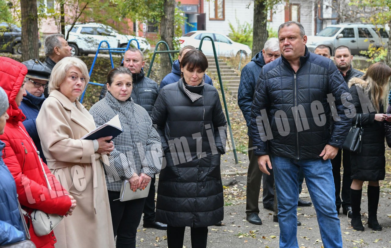 Алексей Кулемзин: Сегодня провел встречу с жителями Калиниского района Алексей Кулемзин: Сегодня провел встречу с жителями Калиниского района