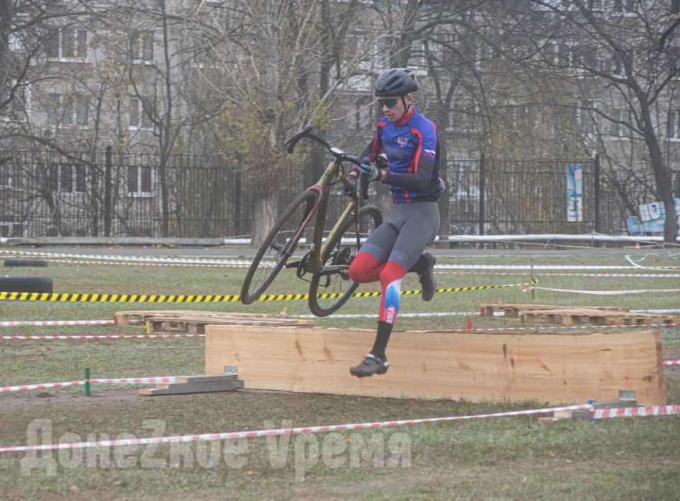 Зависимые от движения: в ДНР прошли чемпионат и первенство по велоспорту Зависимые от движения: в ДНР прошли чемпионат и первенство по велоспорту