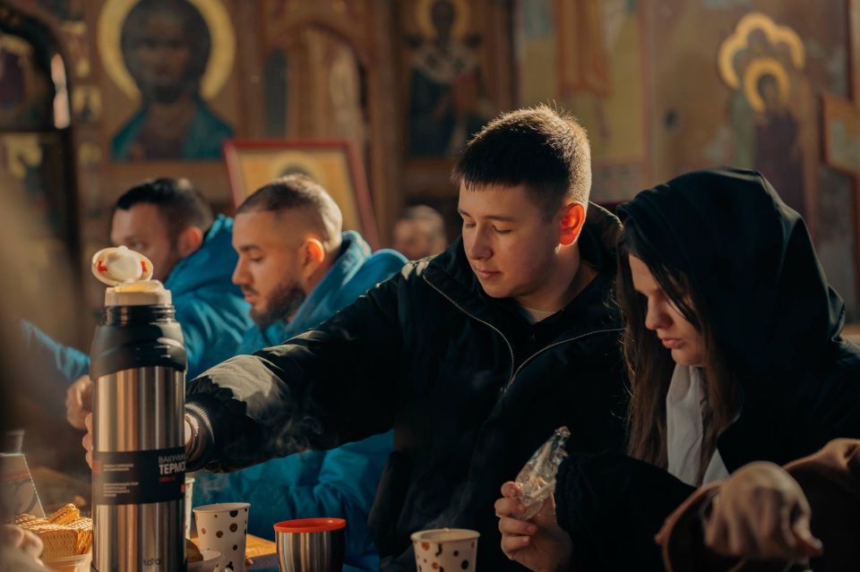 Вместе мы — сила!. В Донецкой Народной Республике прошли масштабные народные гуляния в День народного единства, в которых приняли участие свыше 4000 жителей Вместе мы — сила!. В Донецкой Народной Республике прошли масштабные народные гуляния в День народного единства, в которых приняли участие свыше 4000 жителей