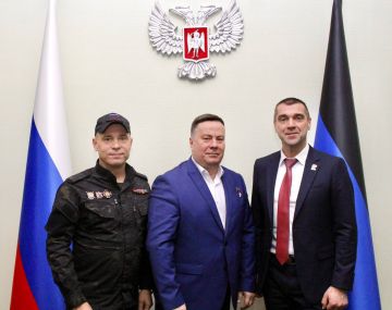 Константин Кузьмин: Донецкую Народную Республику посетили заслуженный артист России Сергей Куприк и фронтовой музыкант Александр Ванюшкин