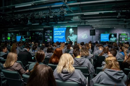 Связаны одной целью: студенты ДНР стали участниками юбилейного 20-го Форума лидеров