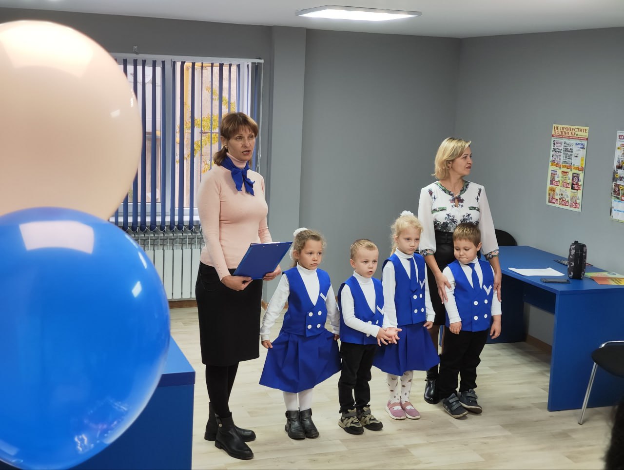 Также в этот день праздничное настроение царило и в ОПС Снежное 1, в котором также завершен капитальный ремонт Также в этот день праздничное настроение царило и в ОПС Снежное 1, в котором также завершен капитальный ремонт