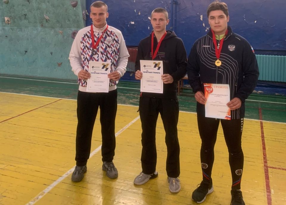 #ЕРДНР #ЕРМакеевка #ЕР80 #ДеньНародногоЕдинства #ЕРДНР #ЕРМакеевка #ЕР80 #ДеньНародногоЕдинства