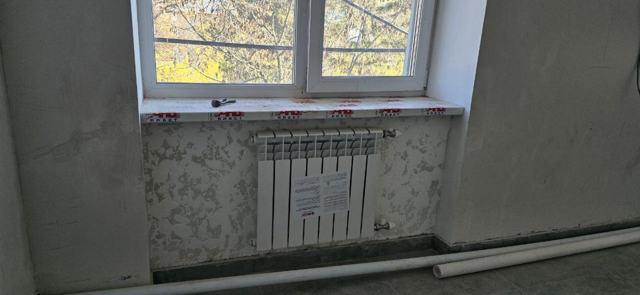 В Докучаевске продолжается восстановление будущего Молодежного центра под шефством Якутии В Докучаевске продолжается восстановление будущего Молодежного центра под шефством Якутии