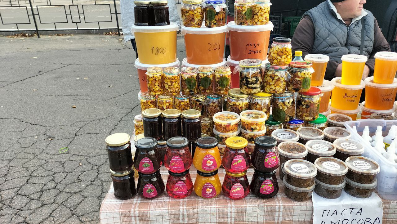 День народного единства – это праздник, который отмечается в России 4 ноября и символизирует сплочение народа во имя общих целей и ценностей День народного единства – это праздник, который отмечается в России 4 ноября и символизирует сплочение народа во имя общих целей и ценностей