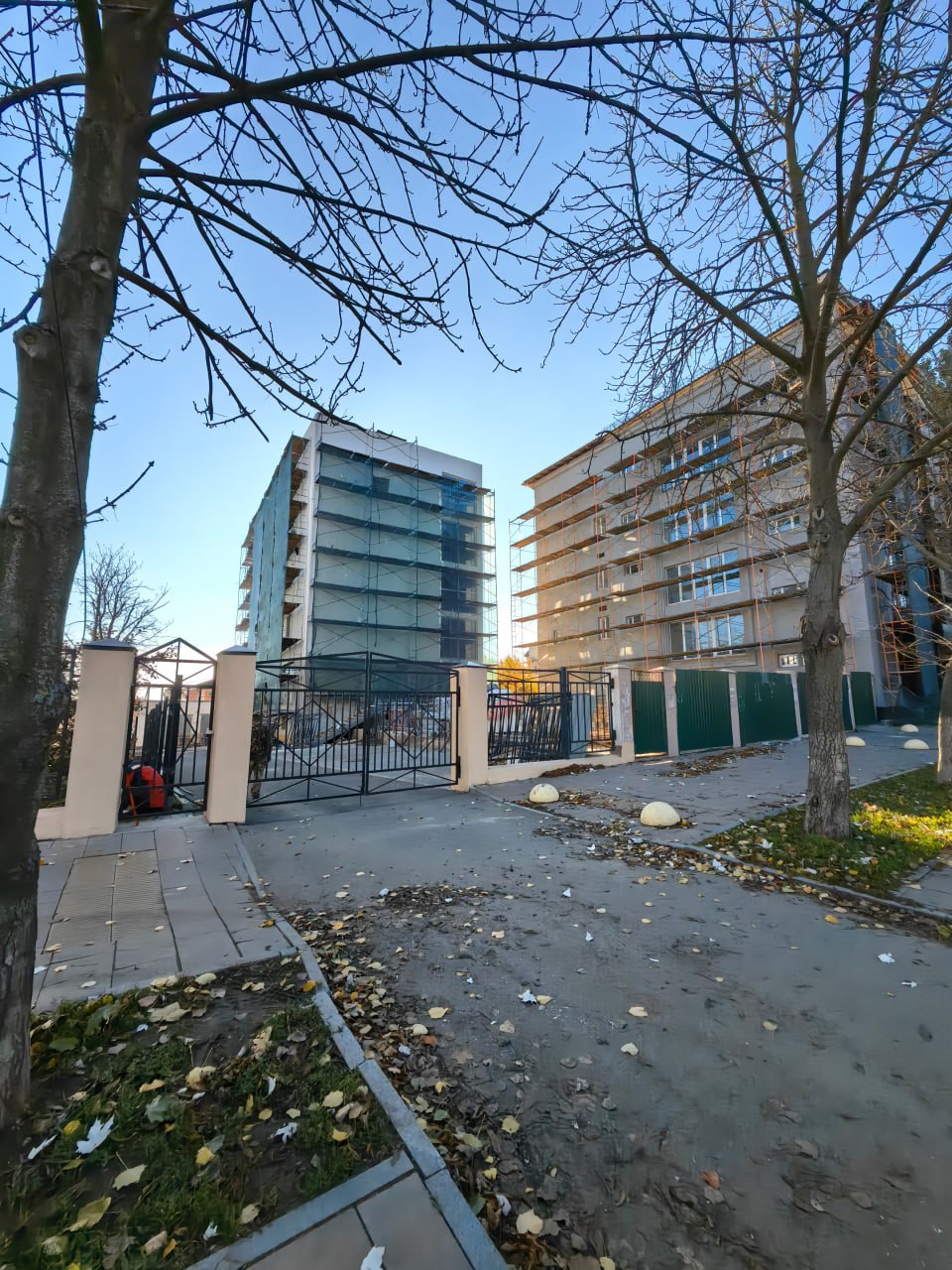 "Метрополь" начали ремонтировать "Метрополь" начали ремонтировать