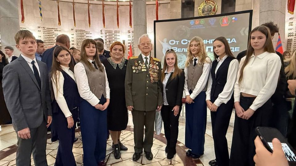 В Волгограде депутат #Комитет_по_образованию_науке_культуре_и_делам_общественных_организаций Наталья Бурцева принял участие в межрегиональном форуме «От Сталинграда к Великой Победе» В Волгограде депутат #Комитет_по_образованию_науке_культуре_и_делам_общественных_организаций Наталья Бурцева принял участие в межрегиональном форуме «От Сталинграда к Великой Победе»