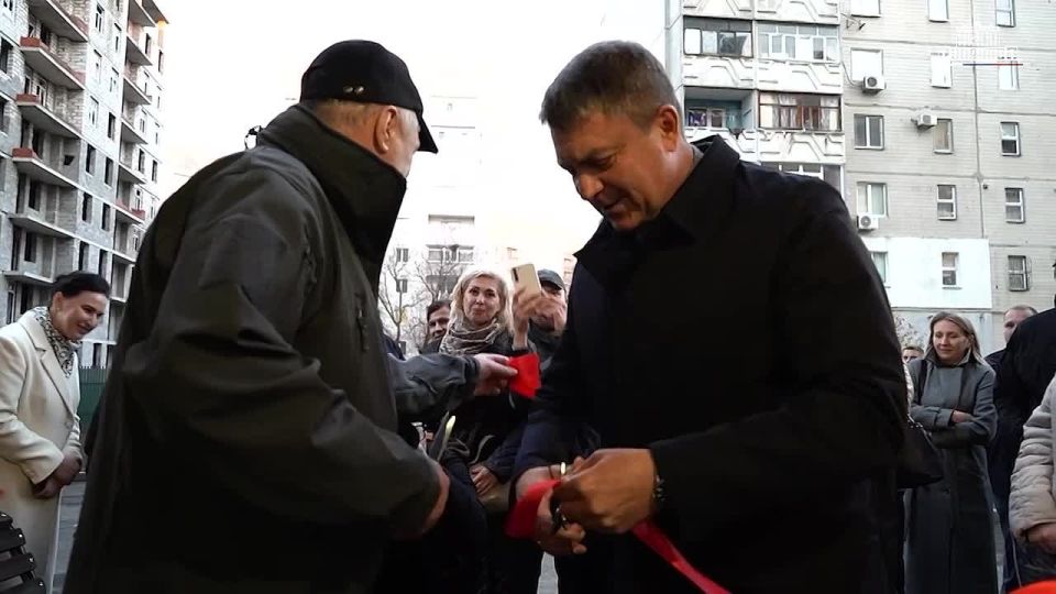 В День народного единства Марат Хуснуллин совершил рабочую поездку в Донецкую и Луганскую народные республики