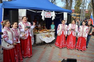 Пир на весь мир ко Дню народного единства в пгт Володарское