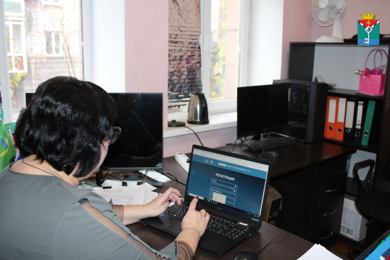 Александр Петрикин: Вместе со своими заместителями, управделами, сотрудниками администрации округа и муниципального совета принял участие в Большом этнографическом диктанте ко Дню народного единства Александр Петрикин: Вместе со своими заместителями, управделами, сотрудниками администрации округа и муниципального совета принял участие в Большом этнографическом диктанте ко Дню народного единства