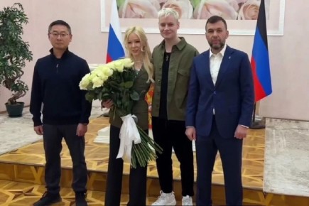 В цвете хаки. SHAMAN и Екатерина Мизулина поженились в Донецке