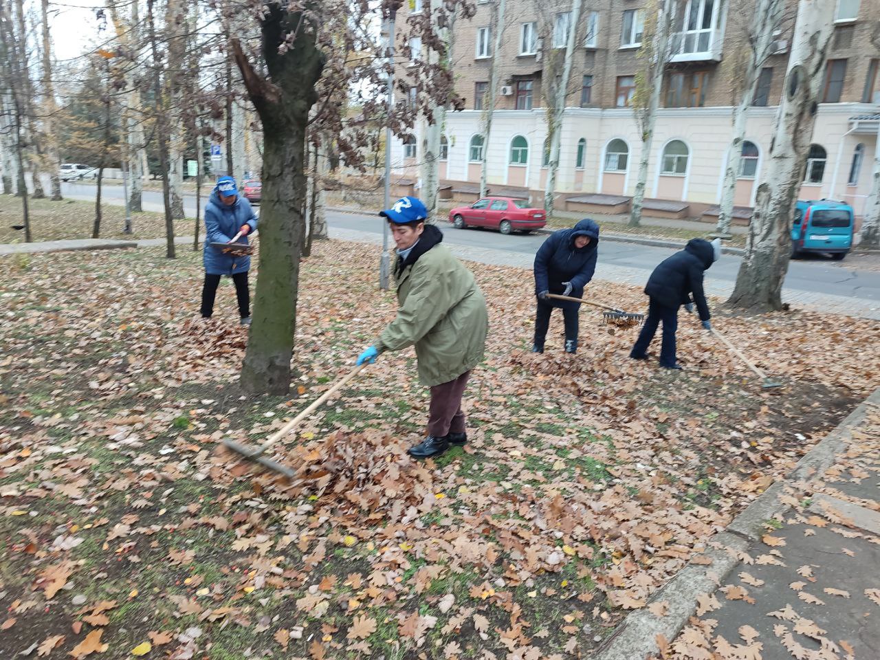 Елена Синецкая: Сегодня, 6 ноября, в рамках проекта «Городская среда», реализуемого Всероссийской Политической Партией «Единая Россия», сотрудники Управы Калининского внутригородского района Администрации городского округа... Елена Синецкая: Сегодня, 6 ноября, в рамках проекта «Городская среда», реализуемого Всероссийской Политической Партией «Единая Россия», сотрудники Управы Калининского внутригородского района Администрации городского округа...