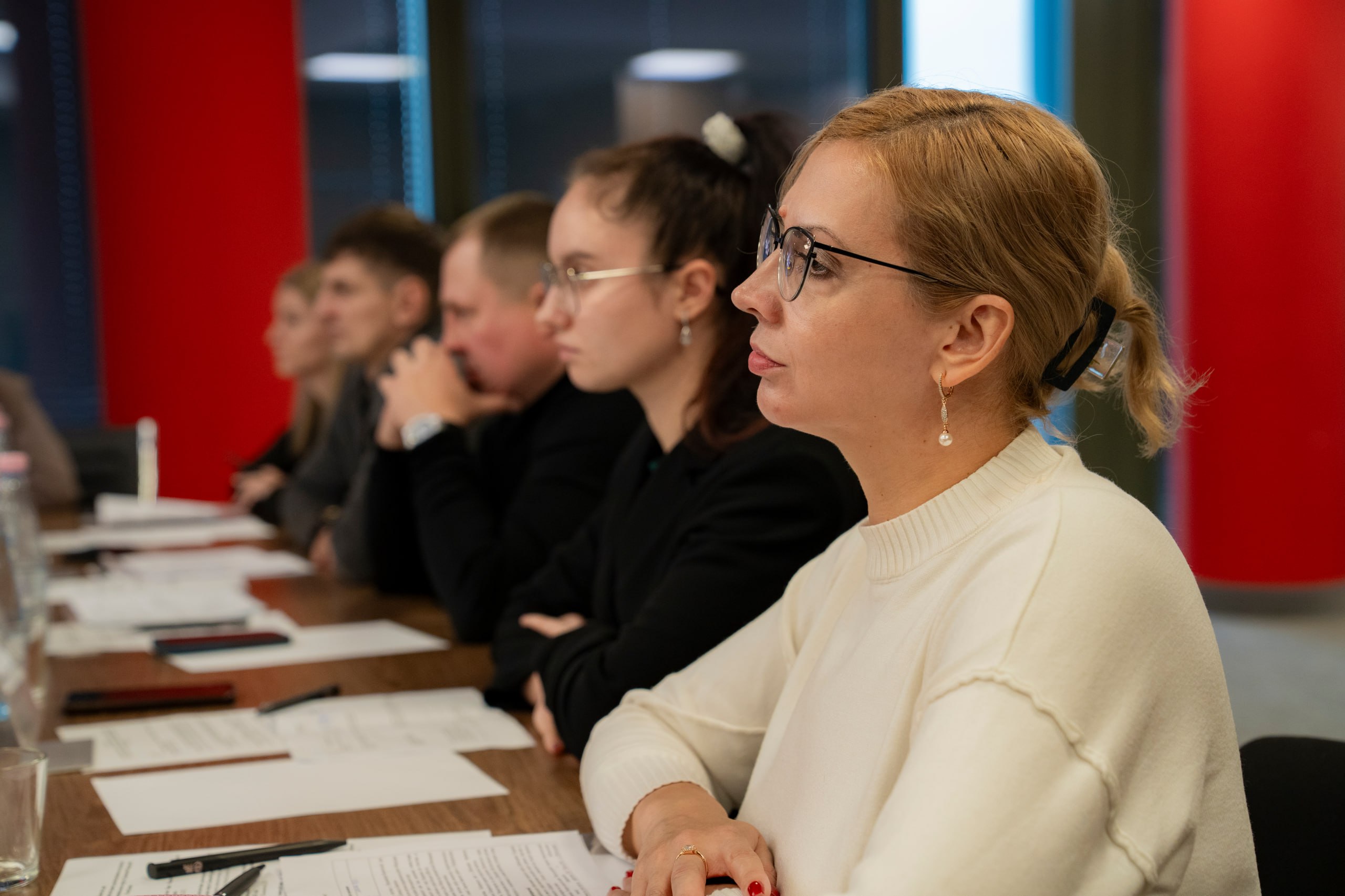 Ноябрь, а значит скоро будут подведены итоги работы за год Ноябрь, а значит скоро будут подведены итоги работы за год