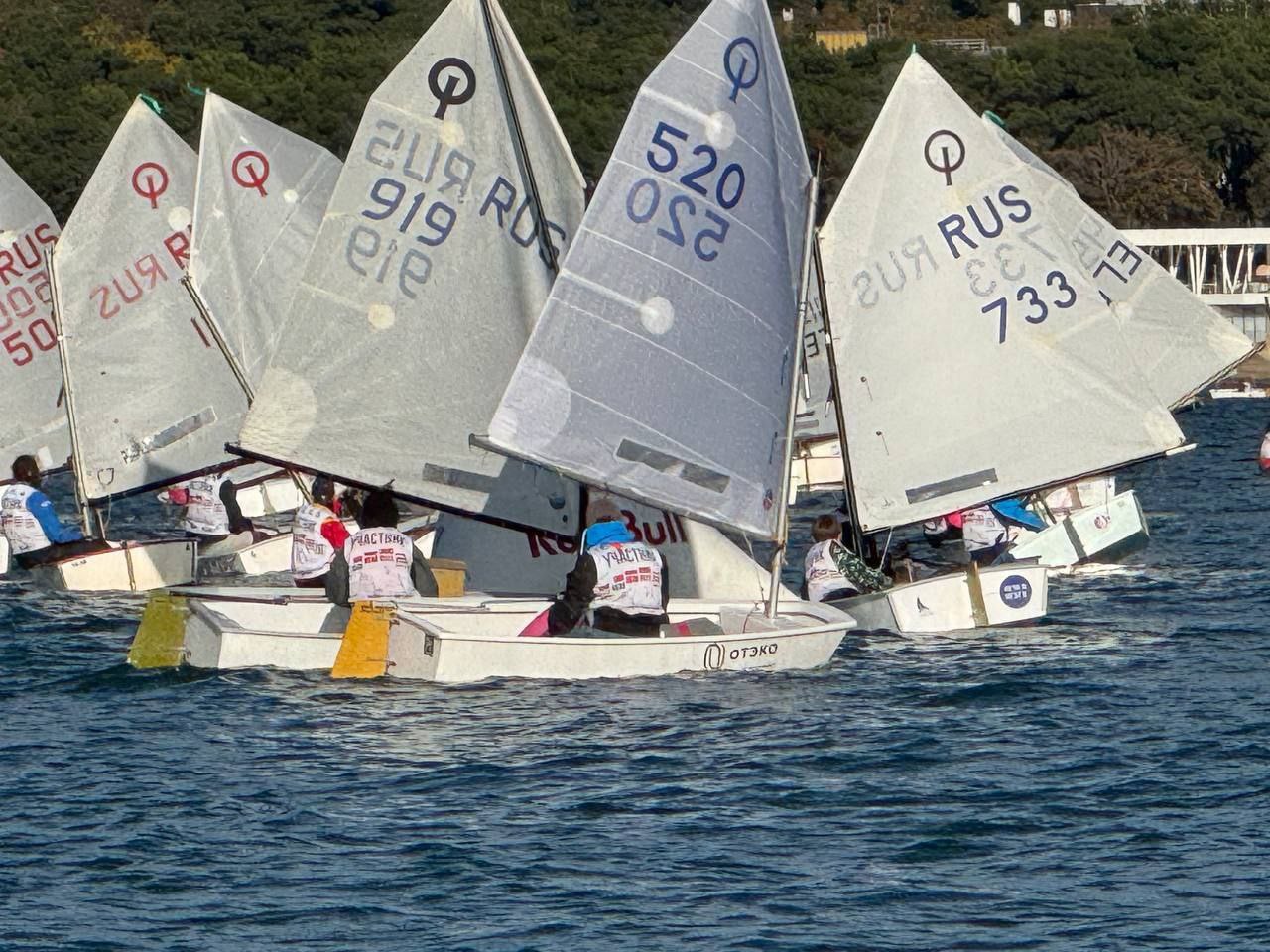 Мариупольские яхтсмены покорили волны Геленджикской регаты! Мариупольские яхтсмены покорили волны Геленджикской регаты!
