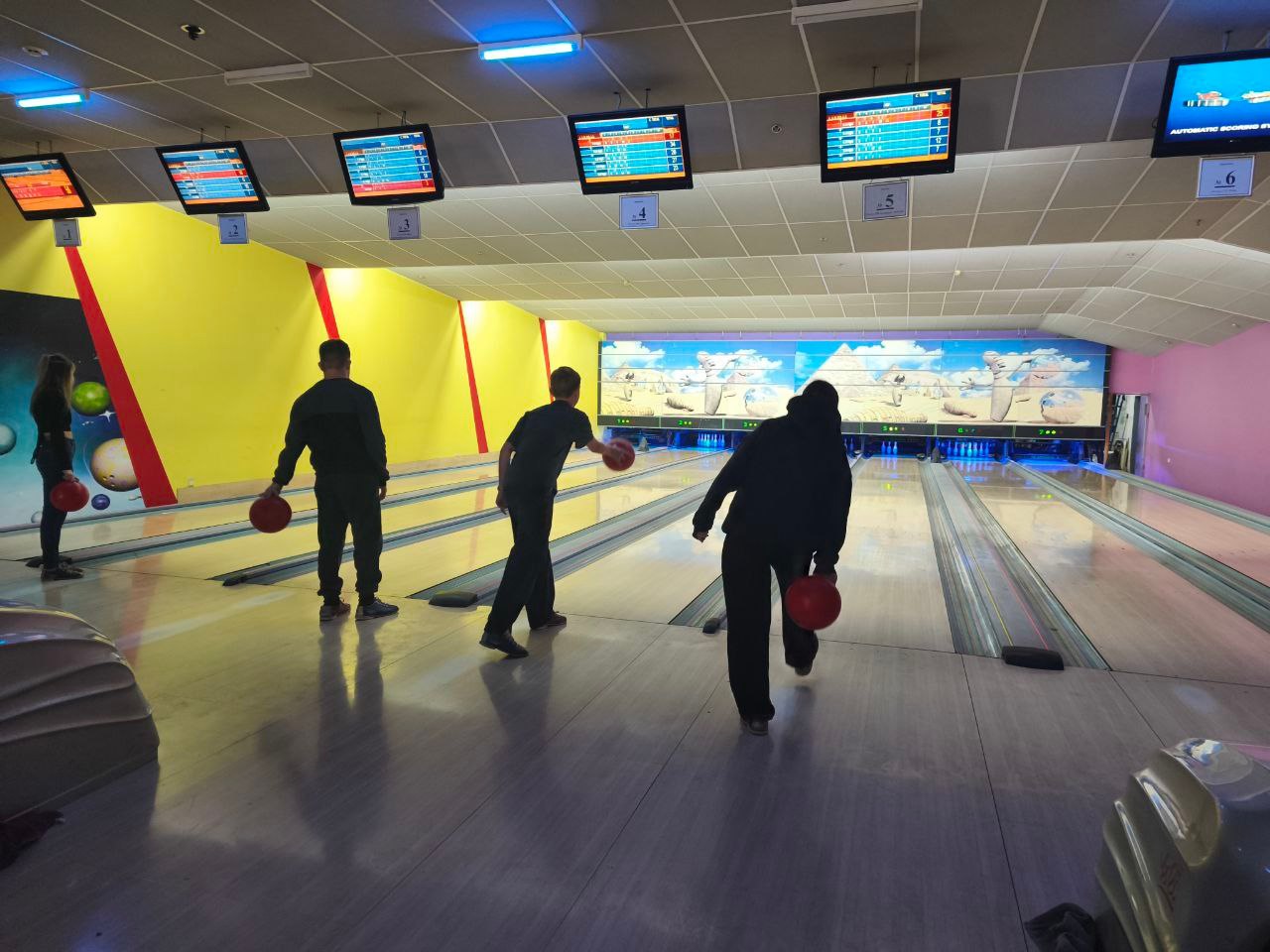 Ребята 8-А класса ГБОУ "Светлодарский УВК" решили устроить крутой финал каникул Ребята 8-А класса ГБОУ "Светлодарский УВК" решили устроить крутой финал каникул