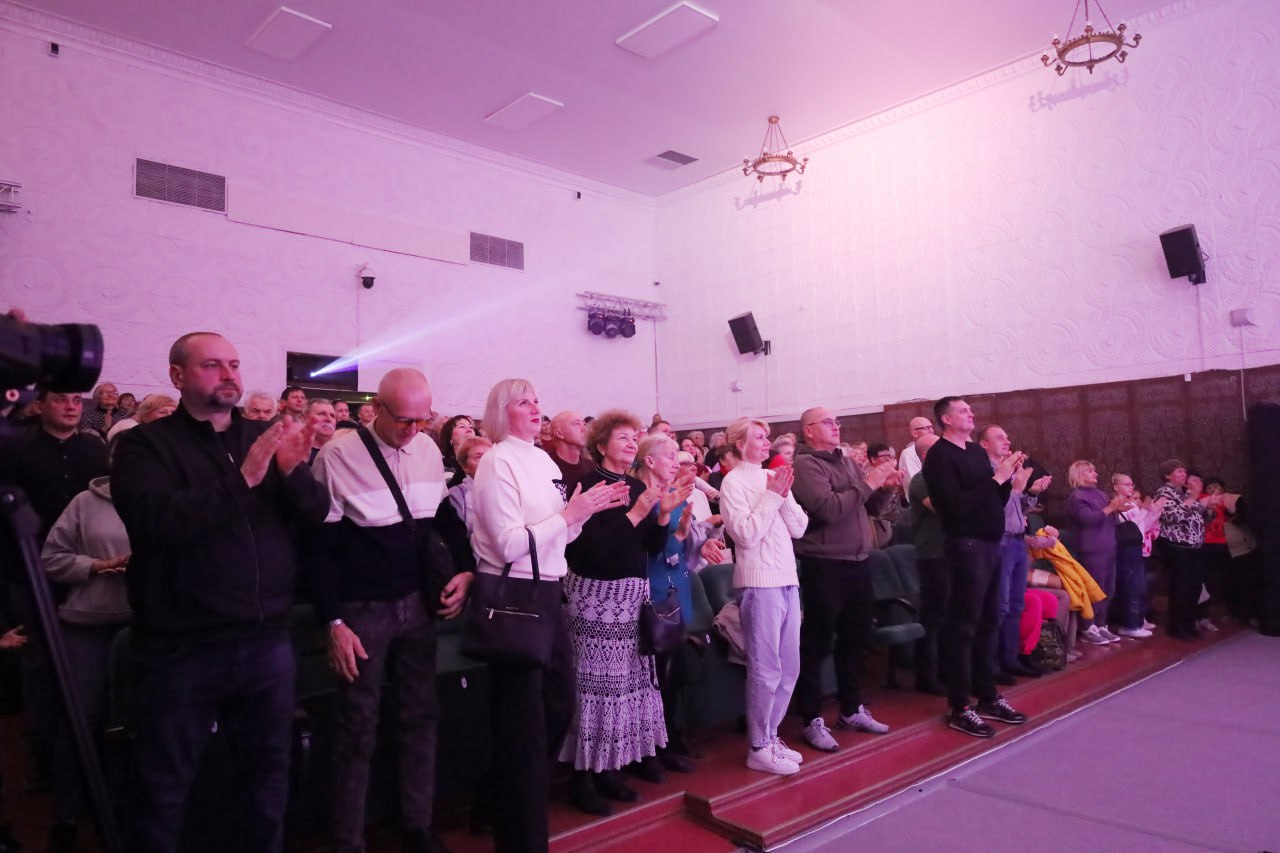 Торжественный концерт «Мы все – потомки Минина с Пожарским…» Торжественный концерт «Мы все – потомки Минина с Пожарским…»