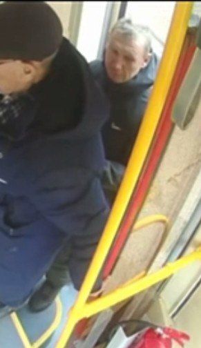 Полицейские изъяли огнемет у жителя поселка Ольховатка Полицейские изъяли огнемет у жителя поселка Ольховатка