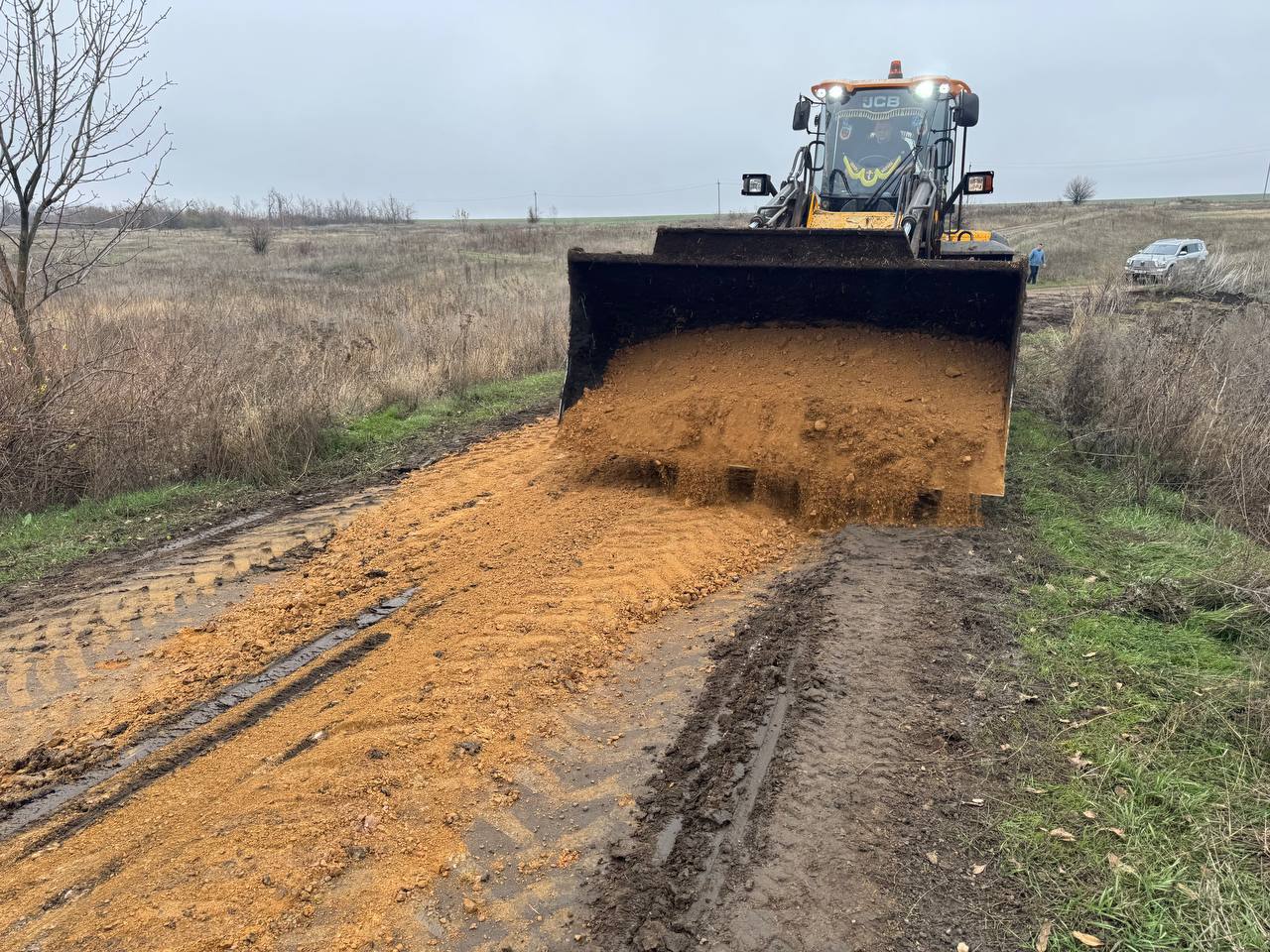 На одном из депутатских приёмов ко мне обратилась педагог школы с. Прохоровка (Волновахский м.о, ДНР) с проблемой в с. Чичерино, ученики которого с трудом добираются в школу На одном из депутатских приёмов ко мне обратилась педагог школы с. Прохоровка (Волновахский м.о, ДНР) с проблемой в с. Чичерино, ученики которого с трудом добираются в школу