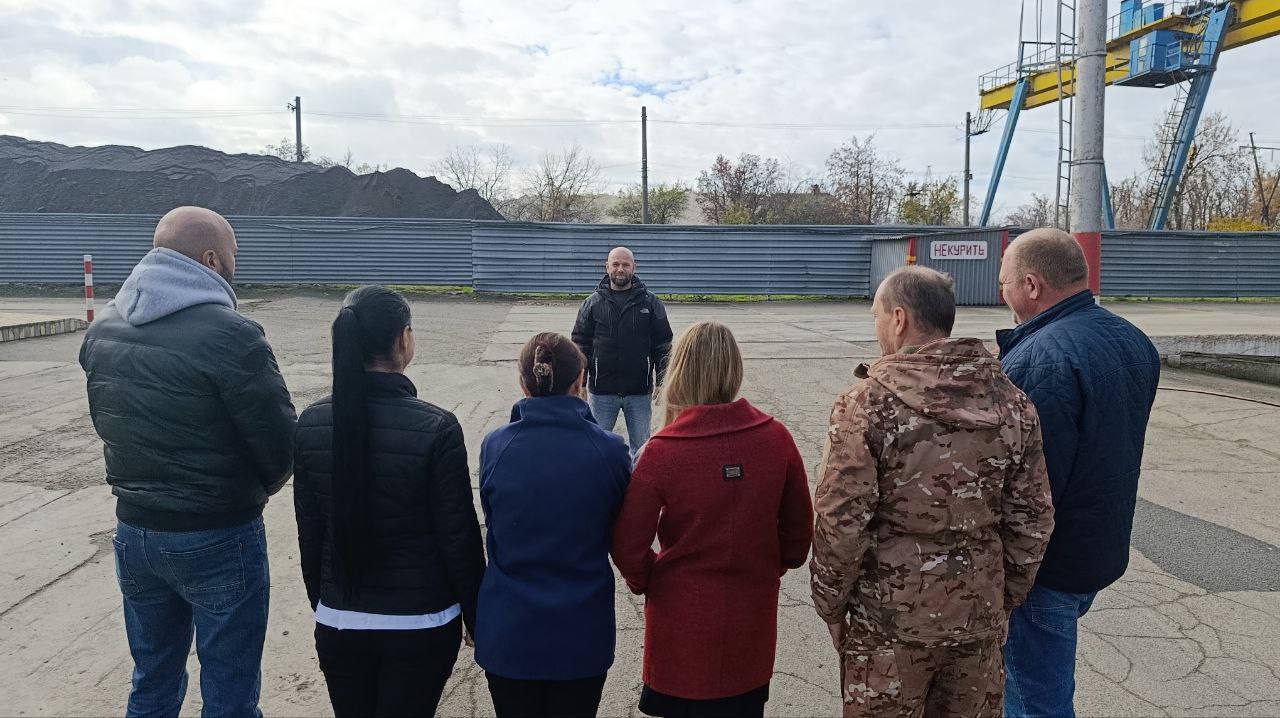 Провел встречу с сотрудниками агропромышленного предприятия г.Волноваха