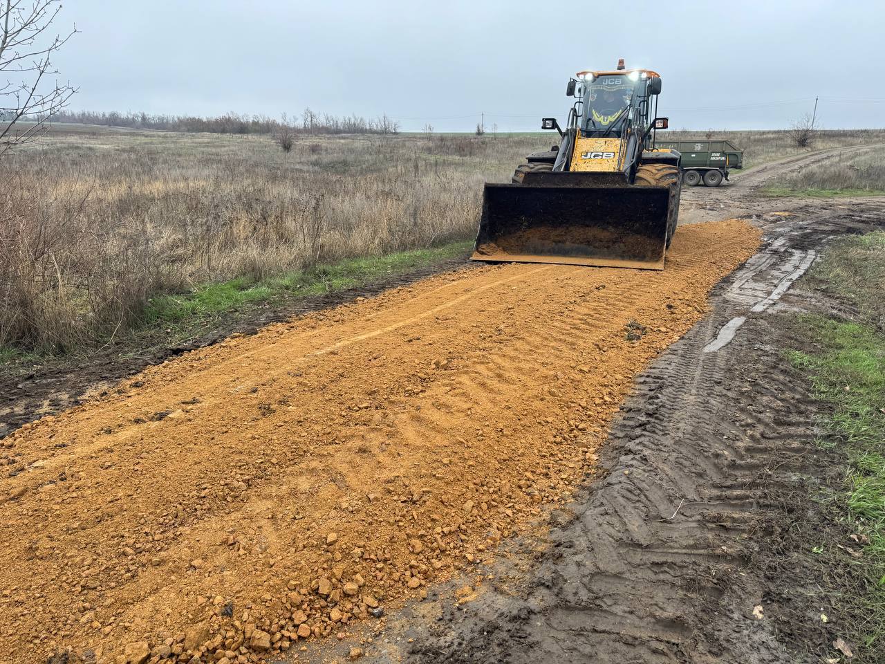 На одном из депутатских приёмов ко мне обратилась педагог школы с. Прохоровка (Волновахский м.о, ДНР) с проблемой в с. Чичерино, ученики которого с трудом добираются в школу На одном из депутатских приёмов ко мне обратилась педагог школы с. Прохоровка (Волновахский м.о, ДНР) с проблемой в с. Чичерино, ученики которого с трудом добираются в школу