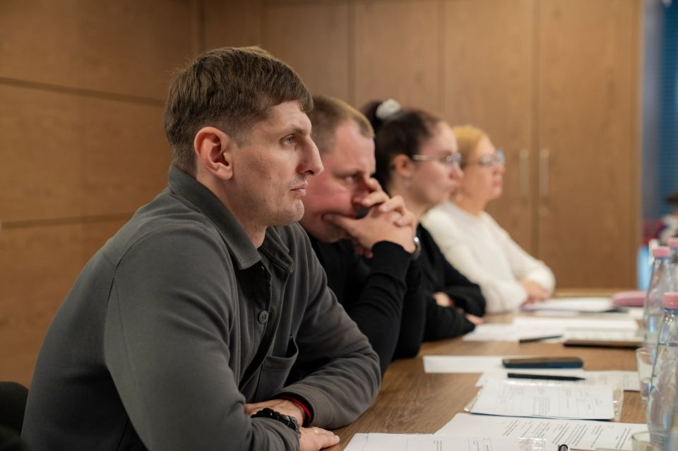 Ноябрь, а значит скоро будут подведены итоги работы за год Ноябрь, а значит скоро будут подведены итоги работы за год