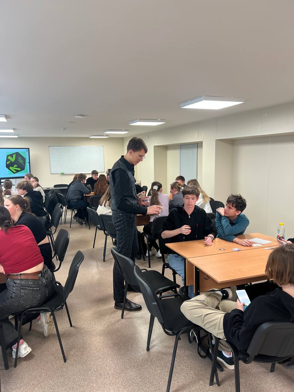 В Мариуполе обсудили поддержку молодежного предпринимательства В Мариуполе обсудили поддержку молодежного предпринимательства