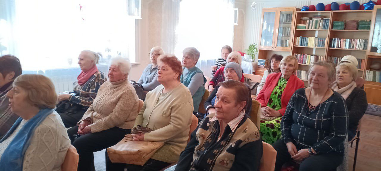 В рамках национального проекта «Семья» в центрах социального обслуживания населения прошли мероприятия ко Дню народного единства В рамках национального проекта «Семья» в центрах социального обслуживания населения прошли мероприятия ко Дню народного единства
