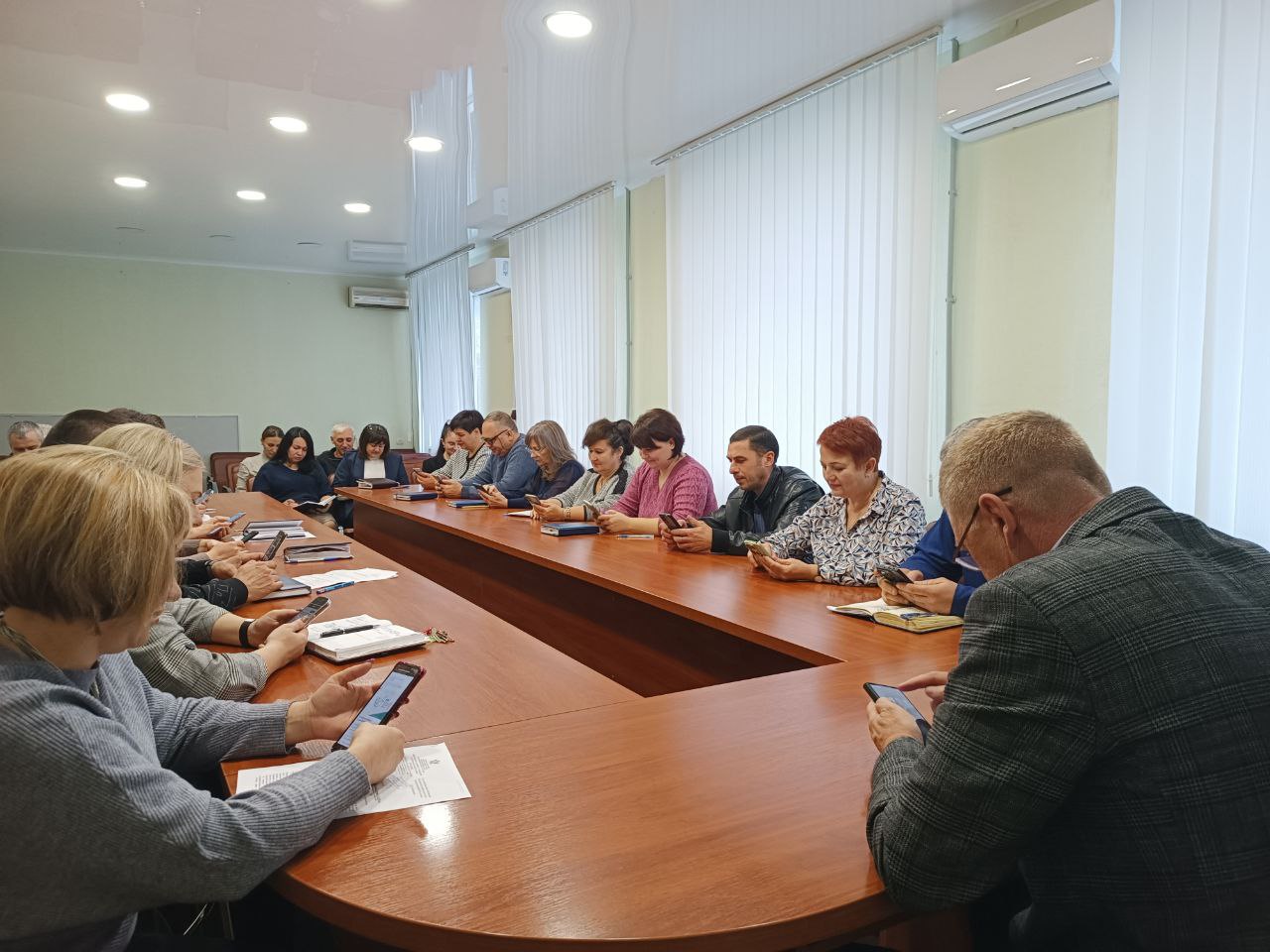 Сергей Юзвинкевич: Вместе с коллегами присоединился к юбилейной Х Общероссийской просветительной акции «Большой этнографический диктант» Сергей Юзвинкевич: Вместе с коллегами присоединился к юбилейной Х Общероссийской просветительной акции «Большой этнографический диктант»