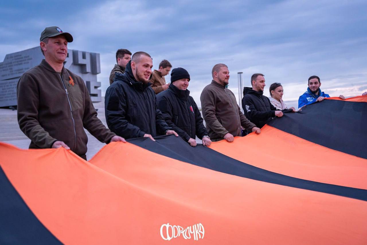 Владислав Подкова: Кирилл Борисович! Вы задаёте высокий темп работы, вдохновляете команду и уверенно движетесь вперёд, оставаясь примером ответственности, энергии и лидерства Владислав Подкова: Кирилл Борисович! Вы задаёте высокий темп работы, вдохновляете команду и уверенно движетесь вперёд, оставаясь примером ответственности, энергии и лидерства