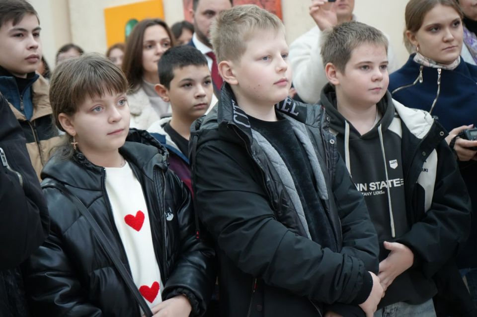 «Важно было показать живую память»: в Макеевке открылась выставка, посвященная Великой Победе «Важно было показать живую память»: в Макеевке открылась выставка, посвященная Великой Победе