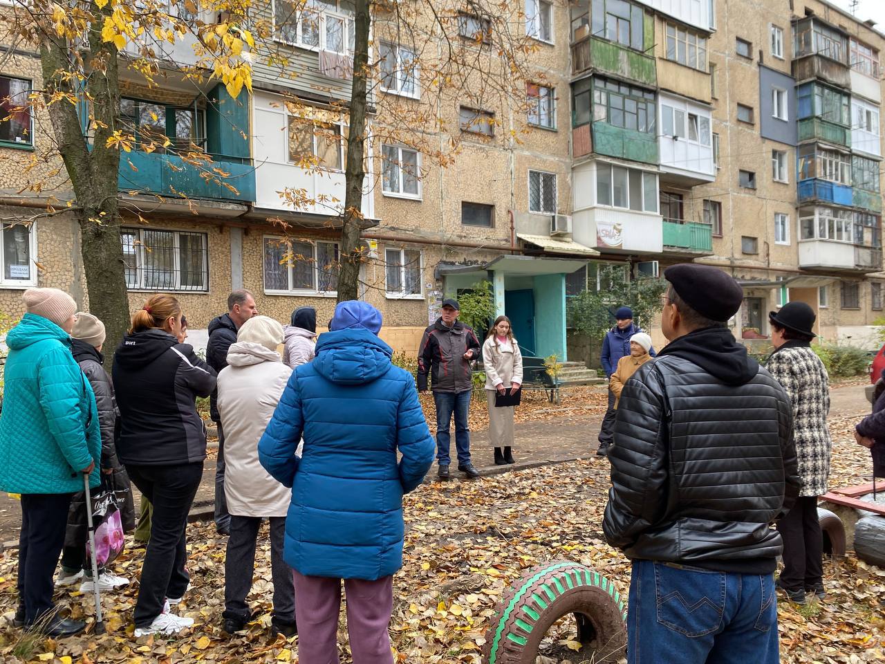 Евгений Поплавский: Провел встречу с жителями 5 ноября в городе Харцызске в микрорайоне Металлургов