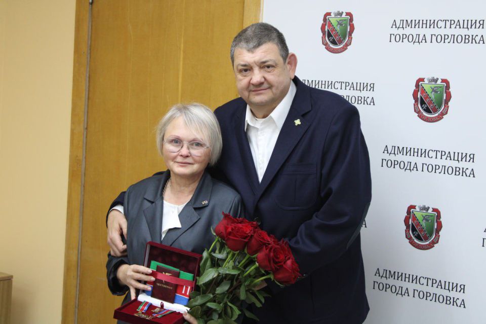 Союзница из Горловки удостоена Звания «Почетного гражданина» Союзница из Горловки удостоена Звания «Почетного гражданина»