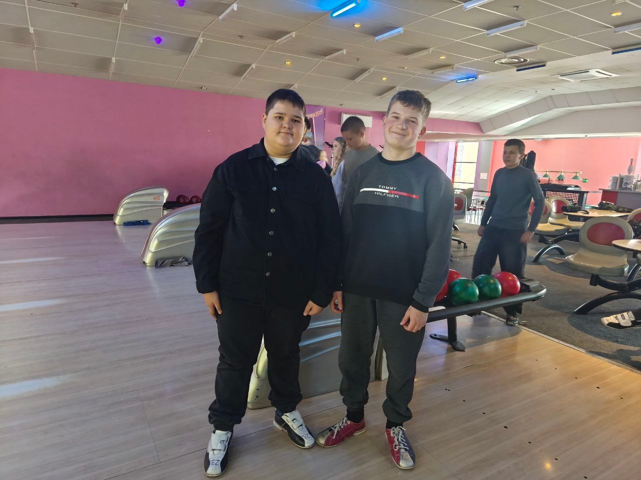 Ребята 8-А класса ГБОУ "Светлодарский УВК" решили устроить крутой финал каникул Ребята 8-А класса ГБОУ "Светлодарский УВК" решили устроить крутой финал каникул