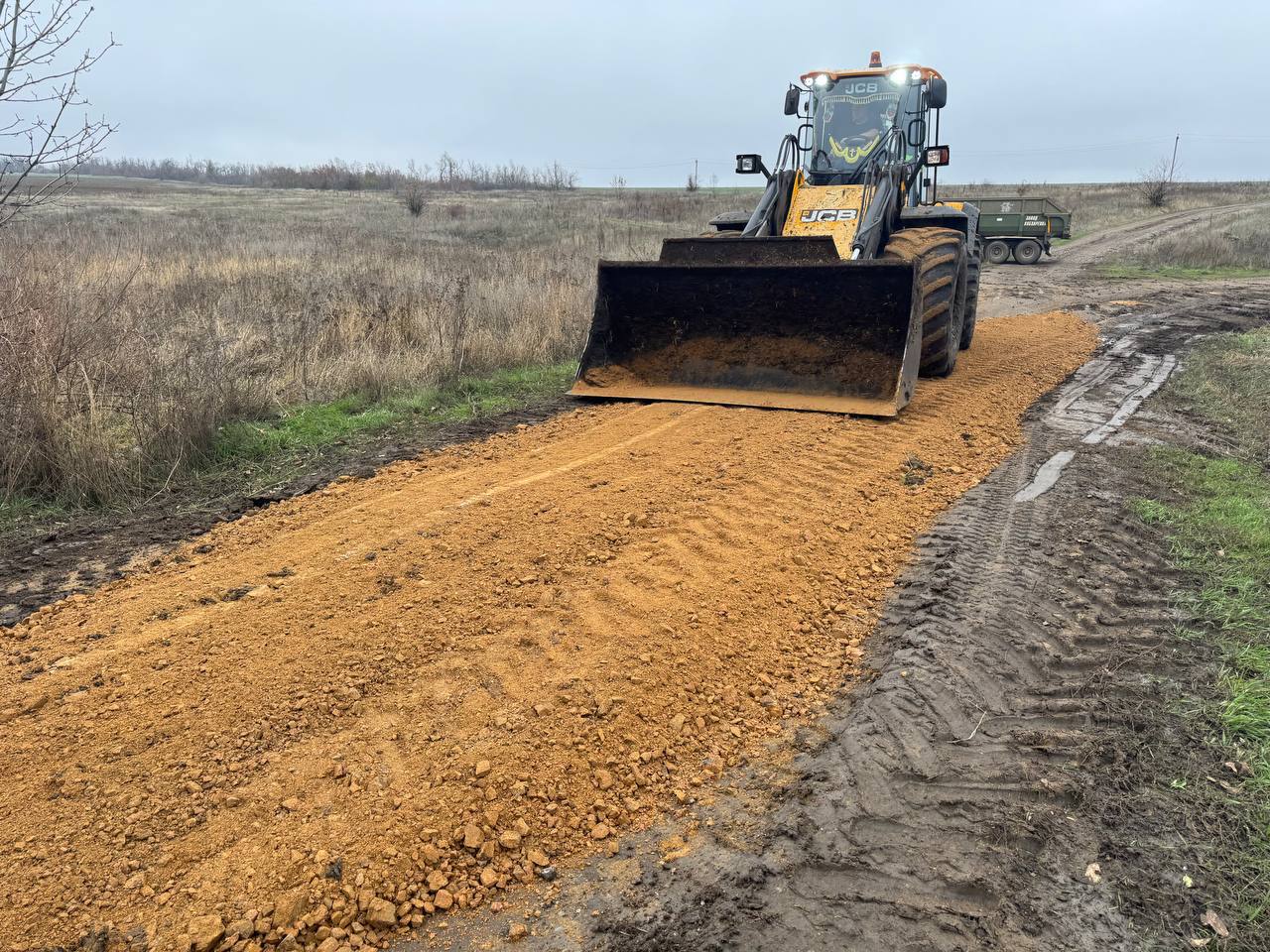 На одном из депутатских приёмов ко мне обратилась педагог школы с. Прохоровка (Волновахский м.о, ДНР) с проблемой в с. Чичерино, ученики которого с трудом добираются в школу На одном из депутатских приёмов ко мне обратилась педагог школы с. Прохоровка (Волновахский м.о, ДНР) с проблемой в с. Чичерино, ученики которого с трудом добираются в школу